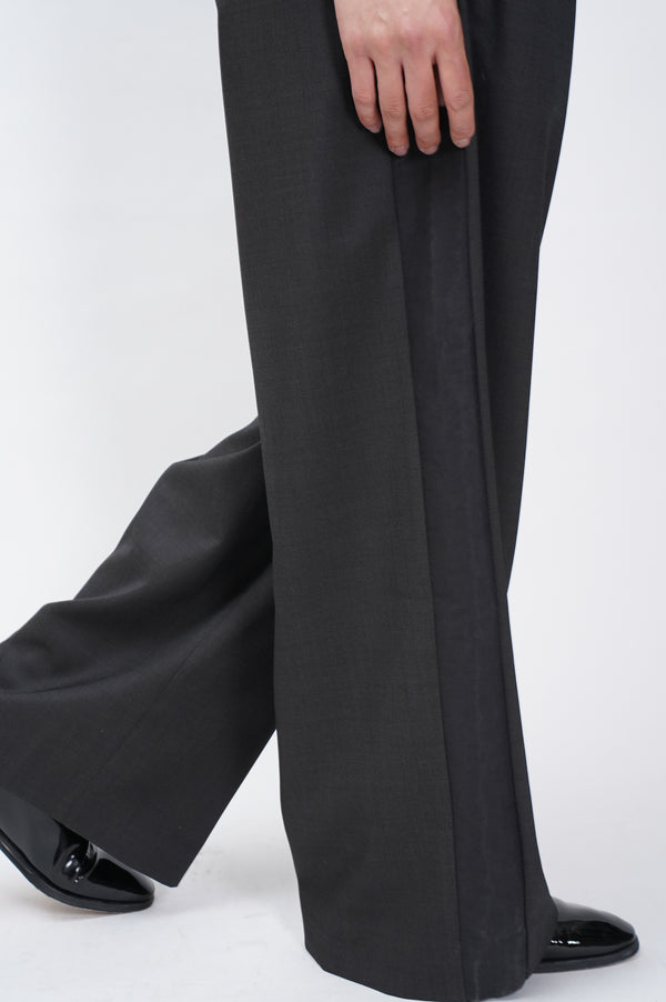 -SW Two Tuck Baggy Trousers-