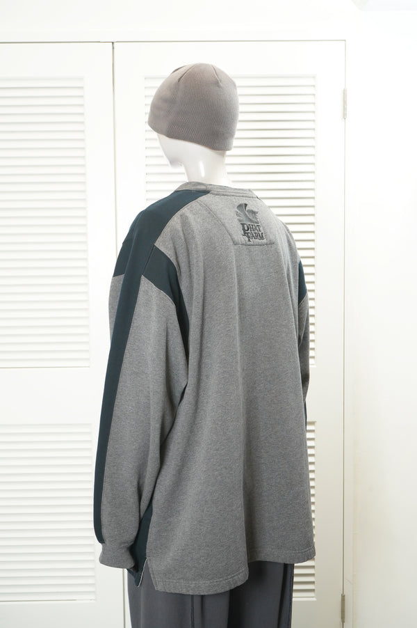 "PHAT FARM" -Switched Pattern Crew Neck Sweater-