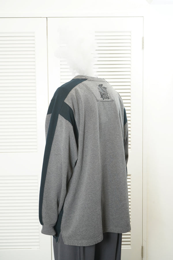 "PHAT FARM" -Switched Pattern Crew Neck Sweater-