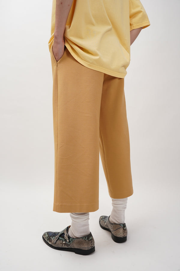 "UNKNOWN" -Baggy Pants-