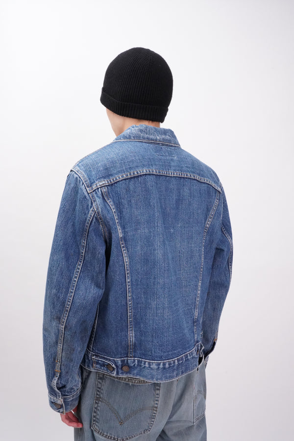 80's "Levi's" -Denim Trucker Jacket-