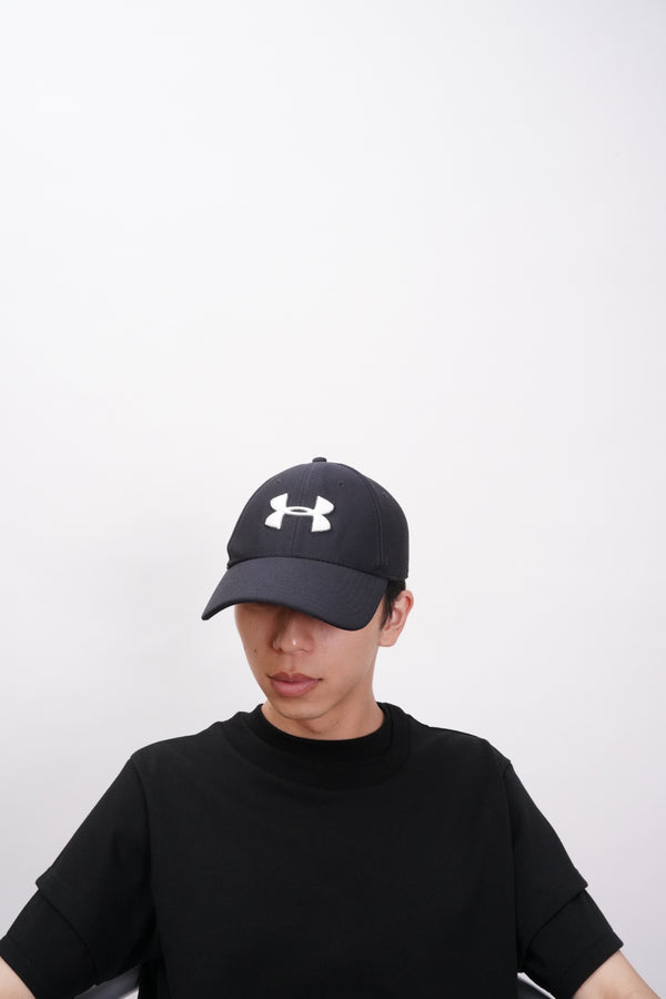 "UNDER ARMOUR" -Embroidery Logo 6 Panel Cap-