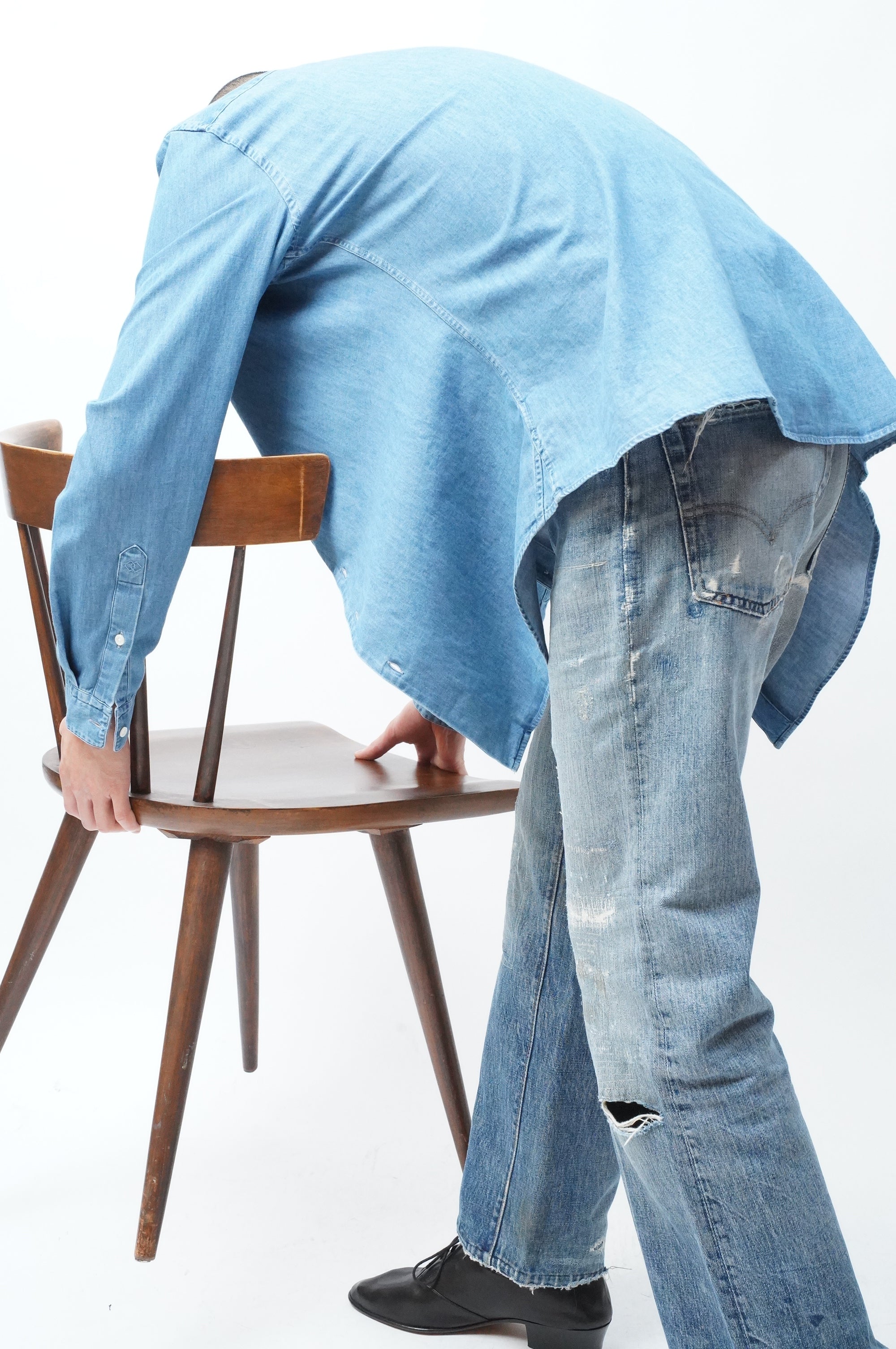 Carl – MANHOLE ONLINE STORE