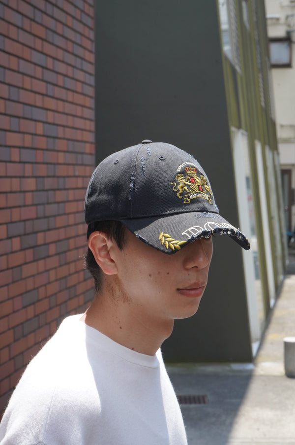 -CUT PEAK CAP-