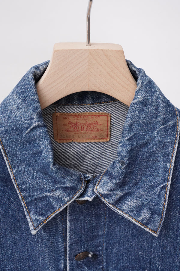 70's "Levi's" -70505-0217 "Small-e" Denim Trucker Jacket-