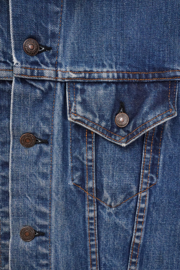 80's "Levi's" -Denim Trucker Jacket-