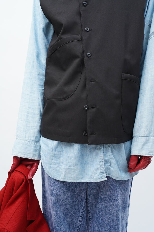 – Two pocket Asymmetrical vest –