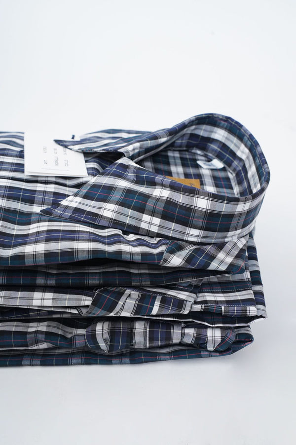Regular collar shirt