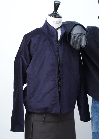 - JACKET -