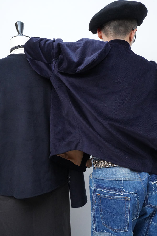 - JACKET -