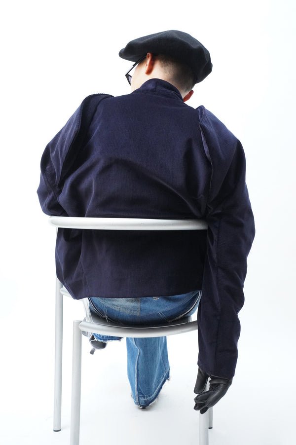 - JACKET -