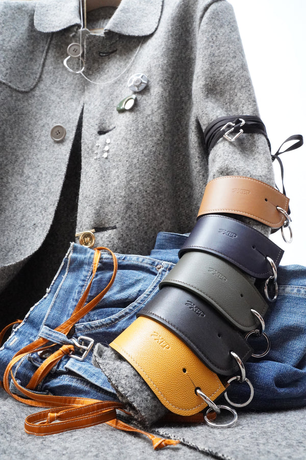 AXEP -Keyring Cuff-