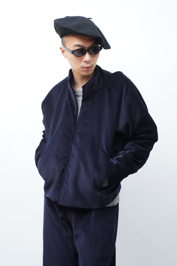 - JACKET -