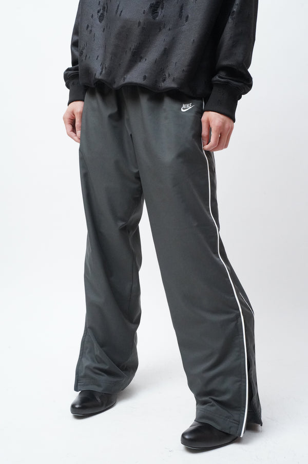 NIKE SPORTSWEAR -SIDE LINE TRACK PANTS- [BLACK]