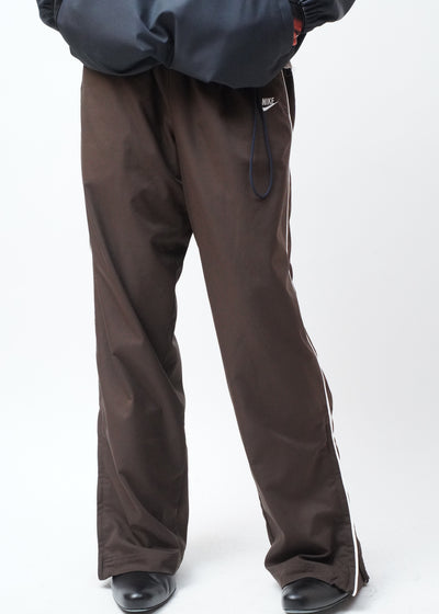 NIKE SPORTSWEAR -SIDE LINE TRACK PANTS- [BROWN]
