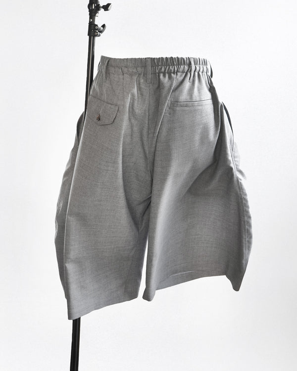 -Pleated Balloon Dress Shorts-