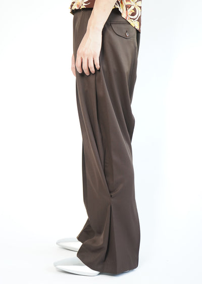 KHOKI -Tuck-detail pants-