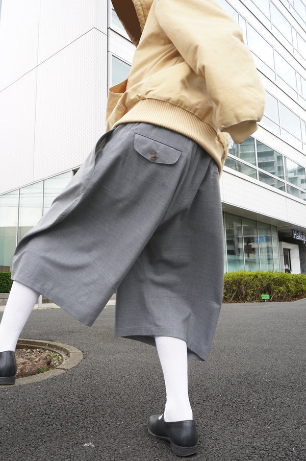 -Pleated Balloon Dress Shorts-