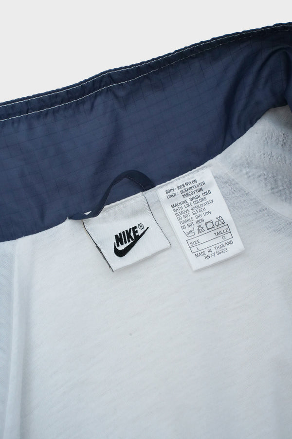2000's "NIKE" -Radiating Panel Design Nylon Jacket-