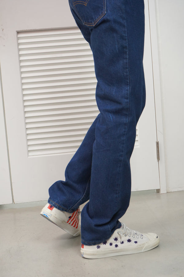 80's "Levi's" -"40509-0215" Straight Denim Pants-