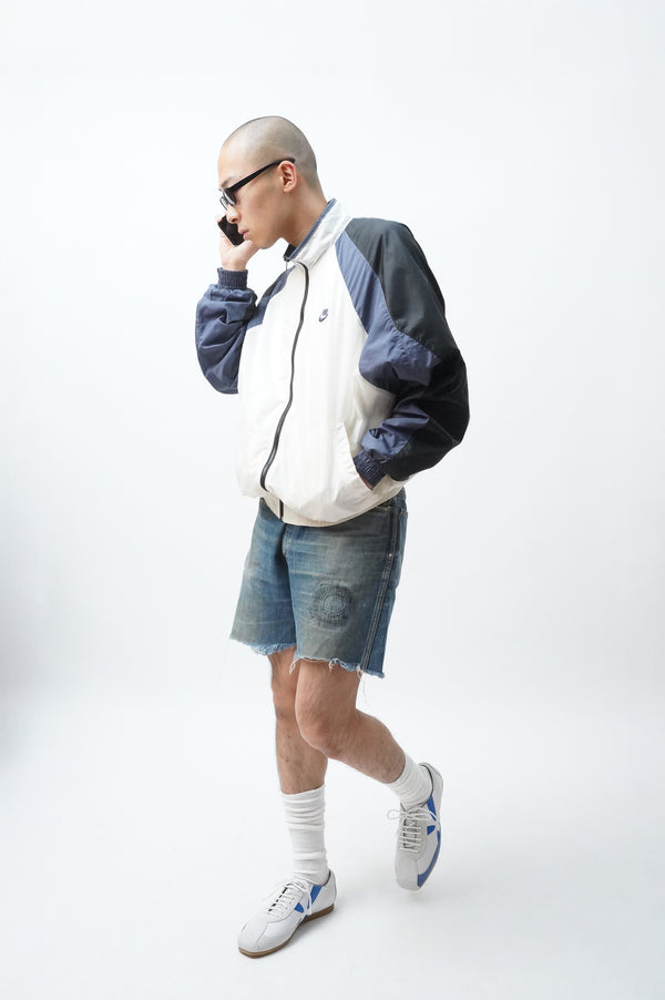 2000's "NIKE" -Radiating Panel Design Nylon Jacket-
