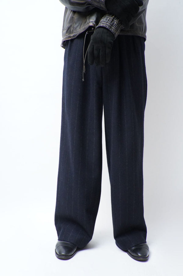 -2 TUCK BAGGY TROUSERS-