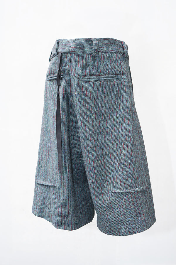 "JULIA" -Wide legged Shorts-
