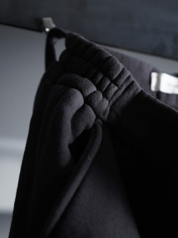 -"REECE" DARTED SWEATPANTS IN SUVIN COTTON-