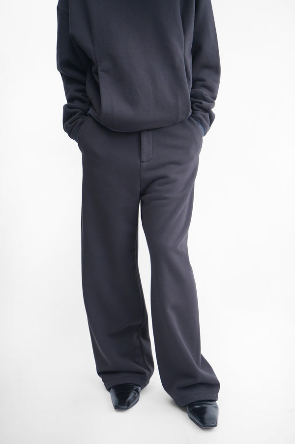 -"REECE" DARTED SWEATPANTS IN SUVIN COTTON-