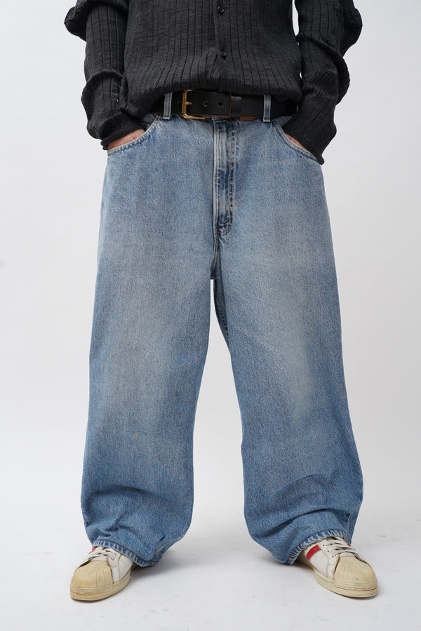 90's "Levi's" -"L2" Baggy Denim Pants-