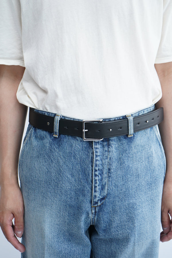 -"LINEA" STUDDED BELT-