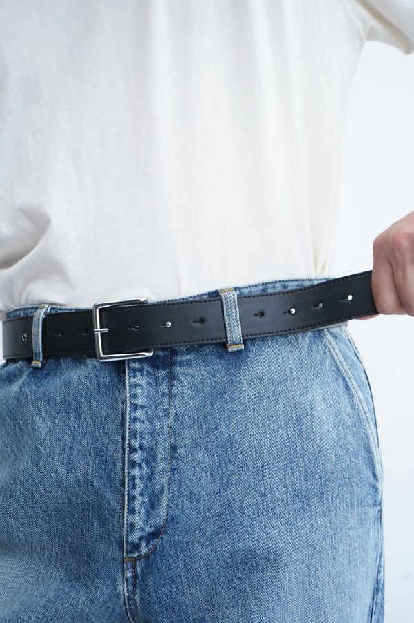 -"LINEA" STUDDED BELT-