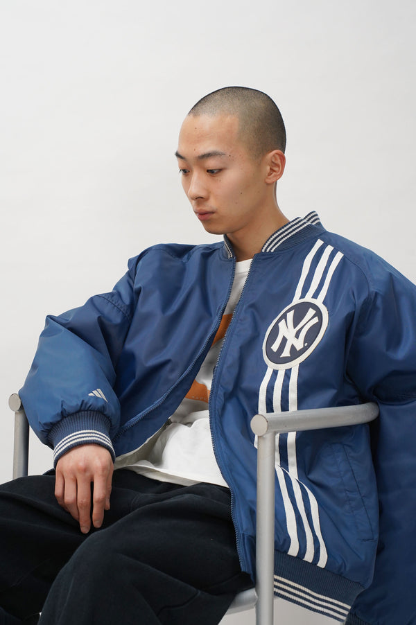 90's "adidas" -"NEW YORK YANKEES" Padded Studium Jacket-