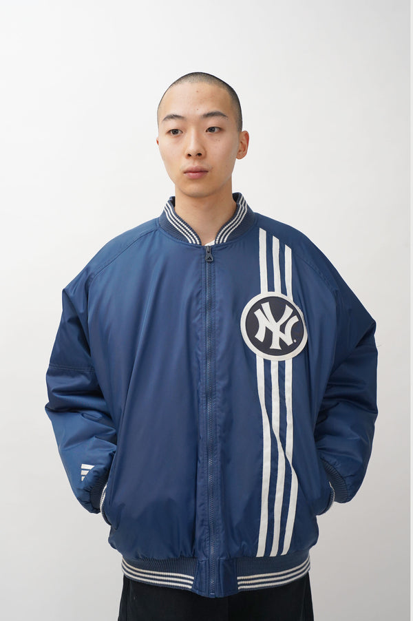 90's "adidas" -"NEW YORK YANKEES" Padded Studium Jacket-