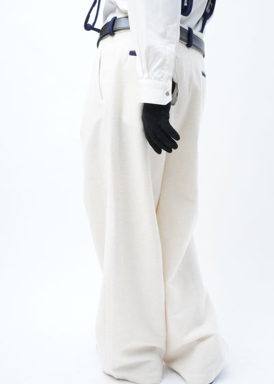 WHITE WOOL 1TUCK WIDE TROUSER WITH SUSPENDER