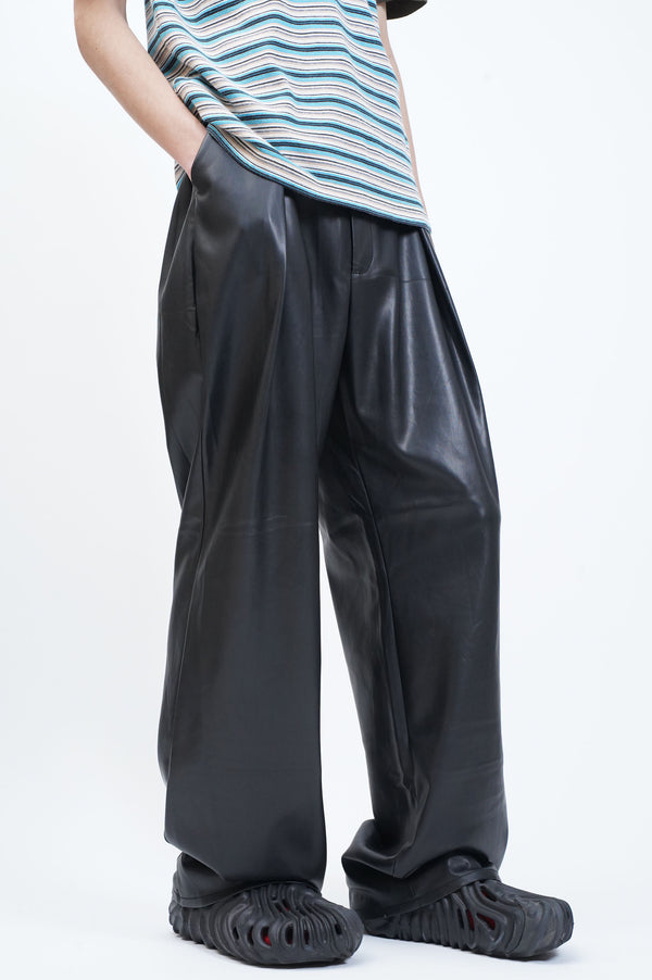 "MOTHER" -Fake Leather Tuck Straight Pants-