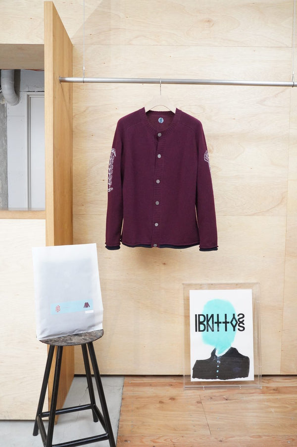 -CHERRY HENGE CARDI-