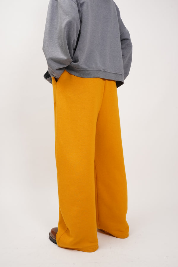 "UNKNOWN" -Wide Sweat Pants-