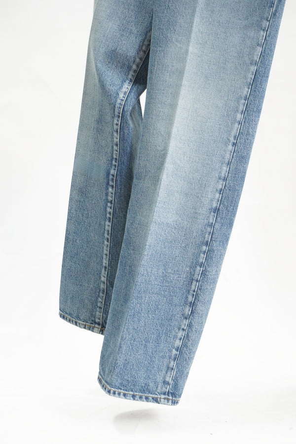 -DYLAN FLARED DENIM PANTS- [WASHED BLUE]