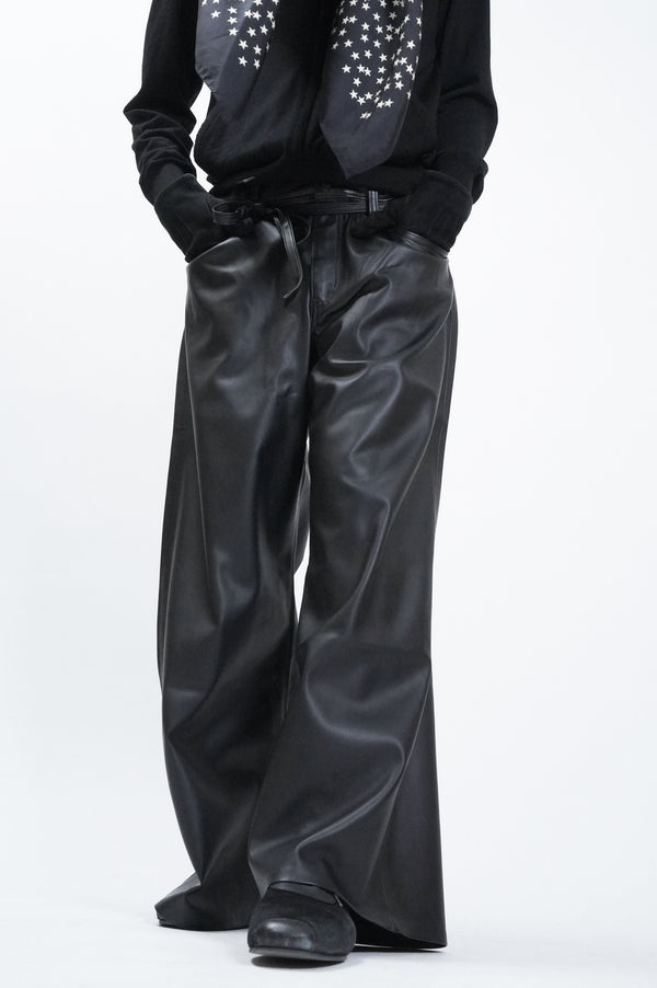 "Levis" -"XL Straight" Fake Leather Wide Pants-