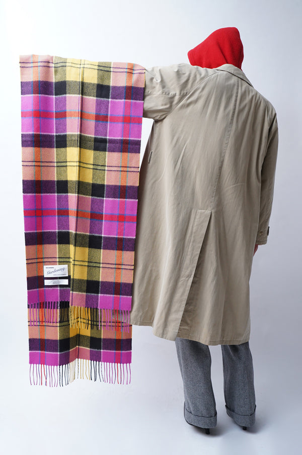 MAGNIBERG - Queen Scarf -