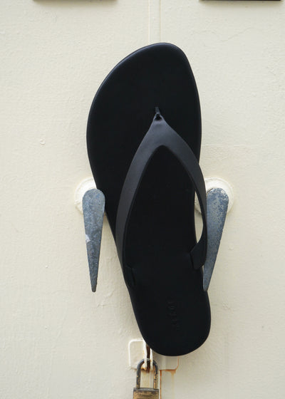 PHANTOM -Leather Flip Flop-
