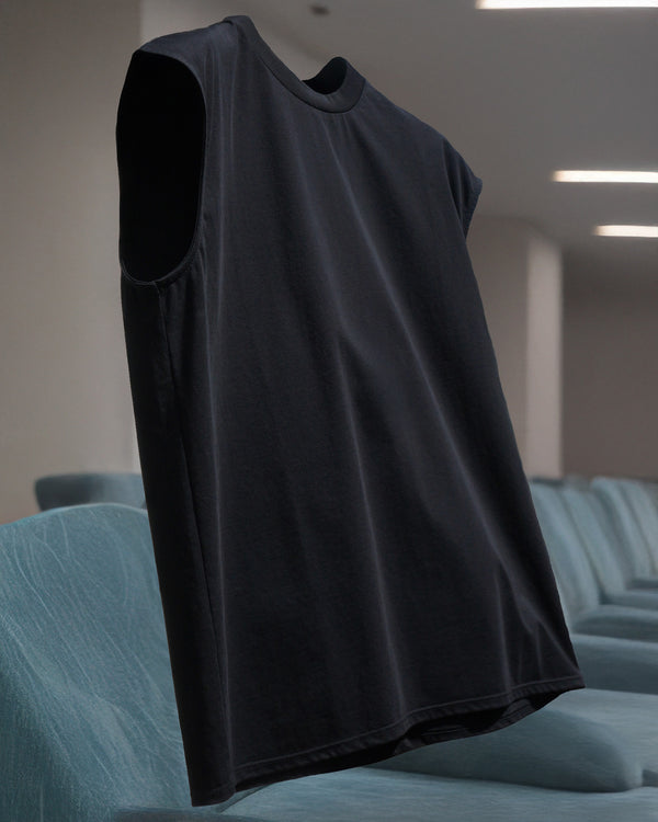 "AGENT" -Sleeveless Top-