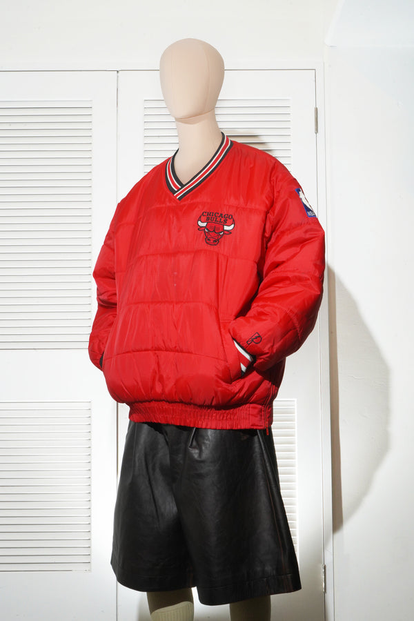 90`s "NBA" -"CHICAGO BULLS" Padded V/N Pullover-