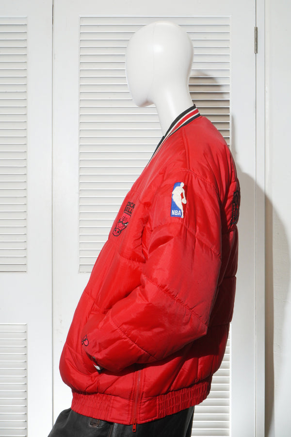 90`s "NBA" -"CHICAGO BULLS" Padded V/N Pullover-