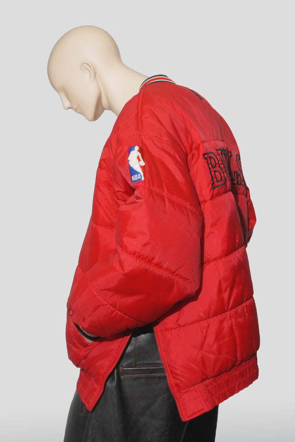 90`s "NBA" -"CHICAGO BULLS" Padded V/N Pullover-