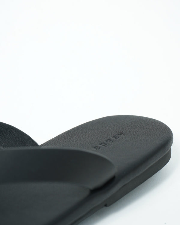 "PHANTOM" -Leather Flip Flop-