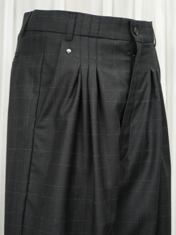 -Ultrawidepleated Shorts-