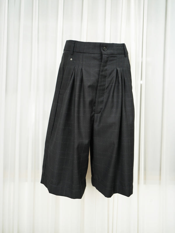 -Ultrawidepleated Shorts-