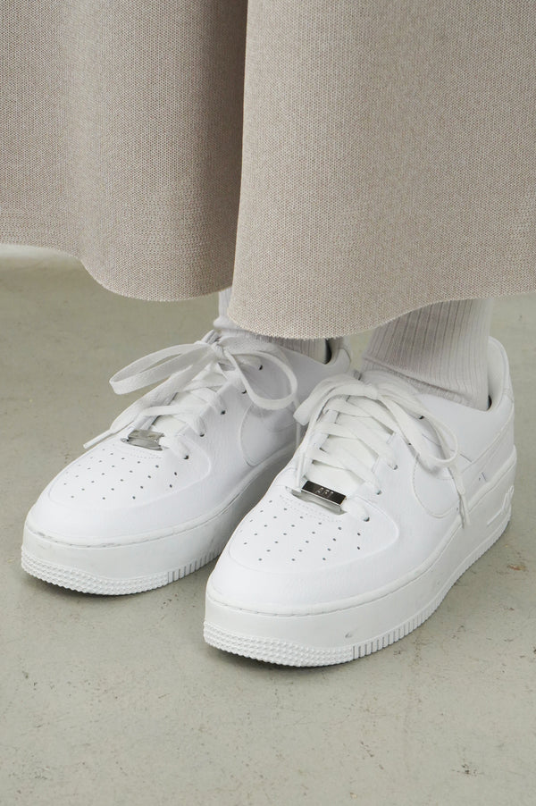 "NIKE" -"AIR FORCE 1 SAGE LOW"